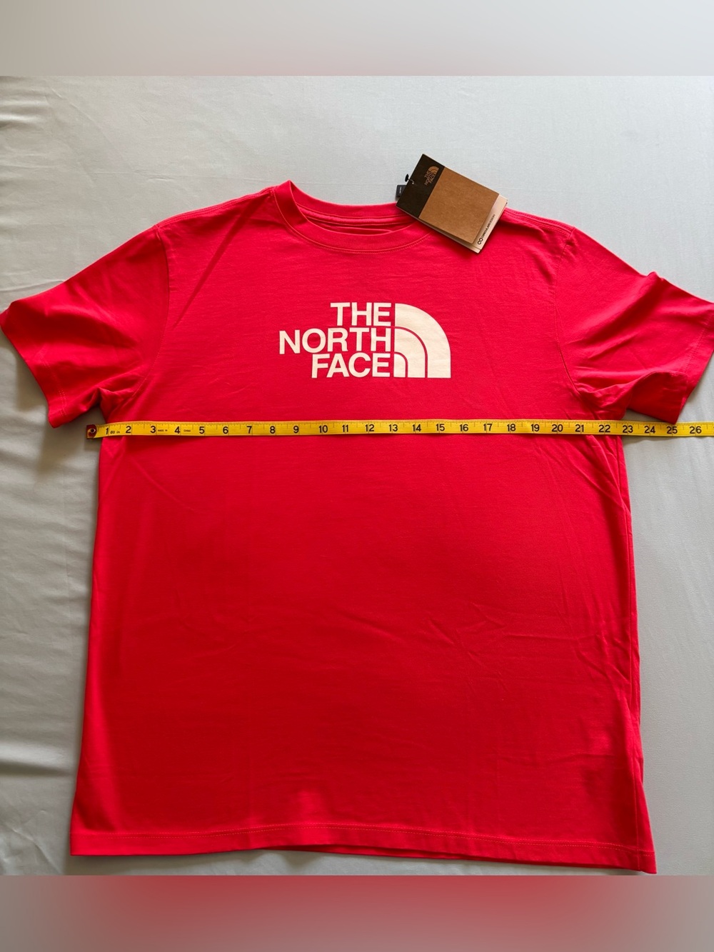 The North Face Evolution Half Dome Relaxed SS T-Shirt in Hibiscus Sz L NWT